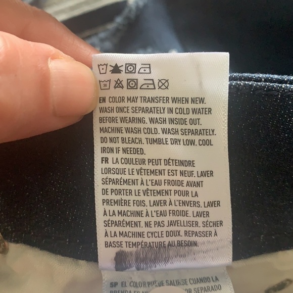 AMERICAN Eagle Curvy Hi Rise Shortie Stretch Distressed Shorts Women's Size 4 - Picture 13 of 16